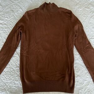 Long sleeve mock neck